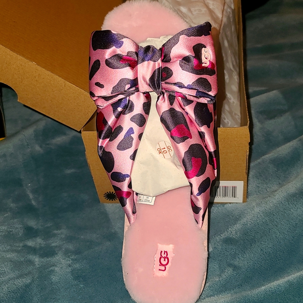 💗 BRAND NEW - UGG Lushette Leopard Puffers 💗